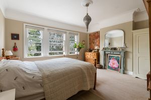 Bedroom- click for photo gallery